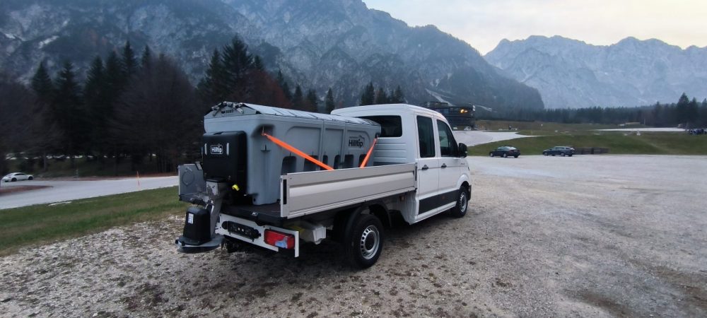 Električni posipač Hilltip IceStriker 550–1250